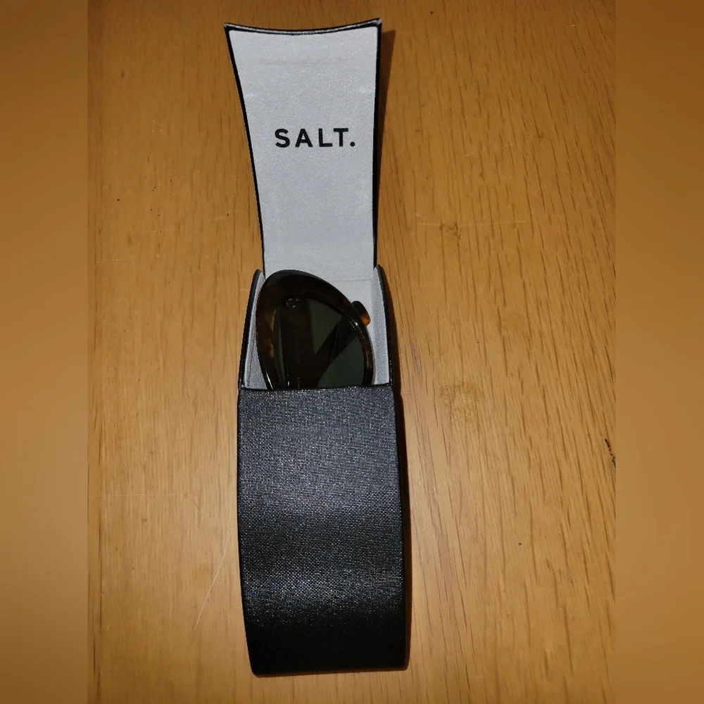 ❤️‍🔥SALT. Optics Courtney Sun Sunglasses - Picture 6 of 10